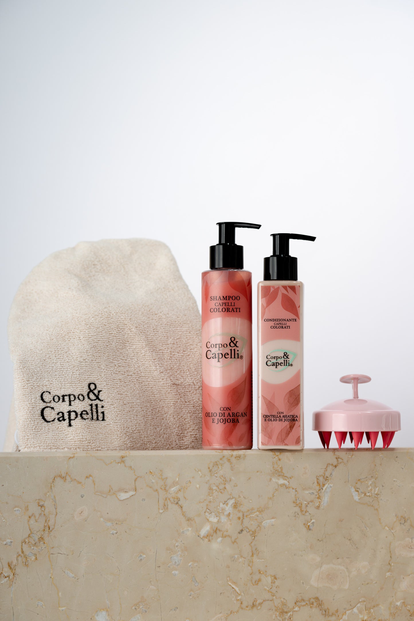 Kit shampoo e condizionante capelli colorati