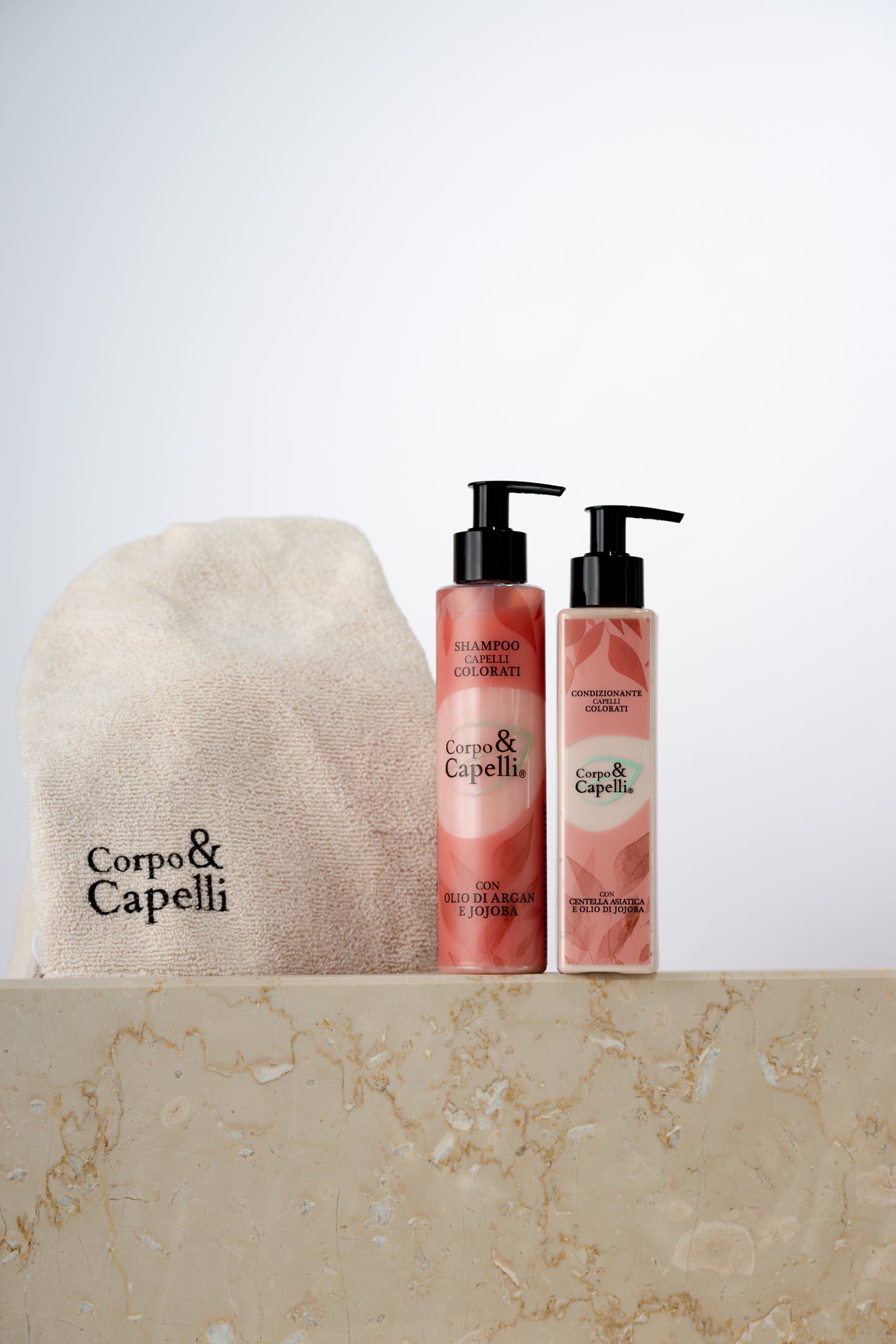 Kit shampoo e condizionante capelli colorati